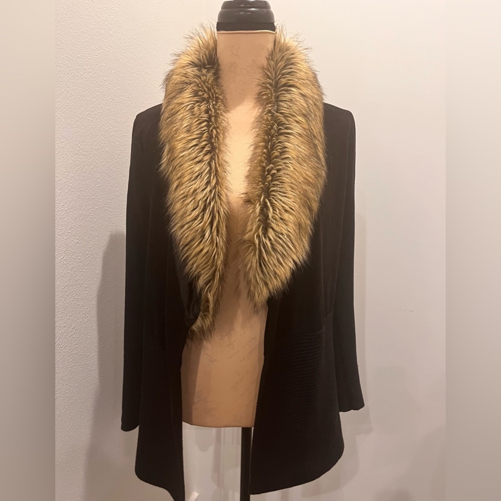 Black Sweater/jacket shacket with Faux Fur Collar. - Picture 2 of 4